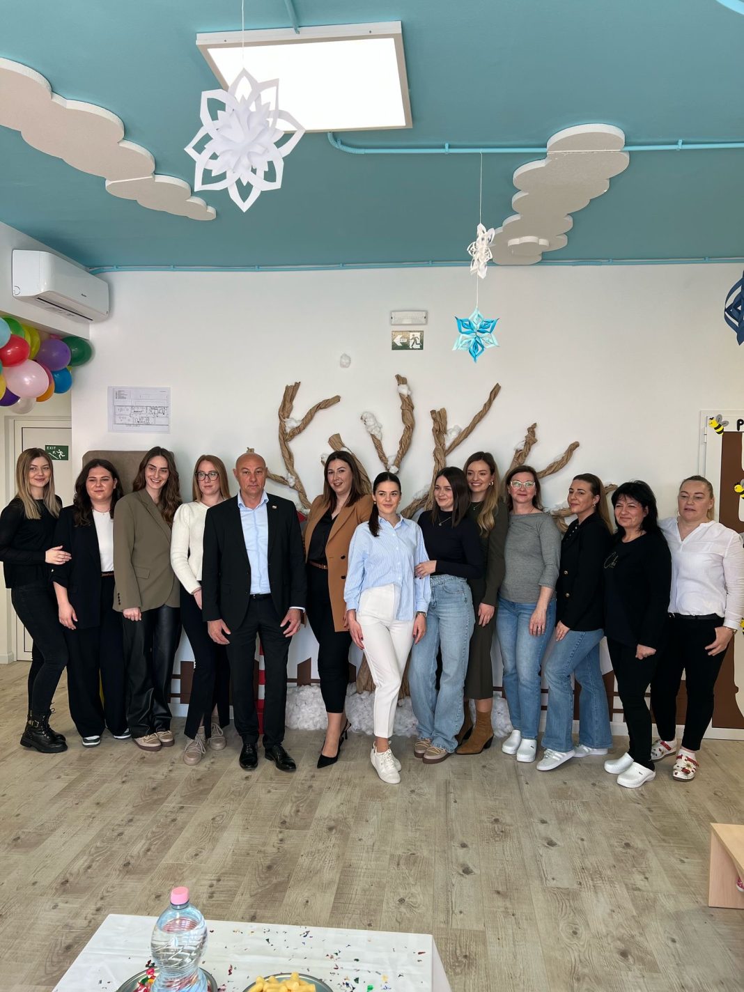 ea66d2f4-6ea0-43c5-8903-016a602e1c27 2